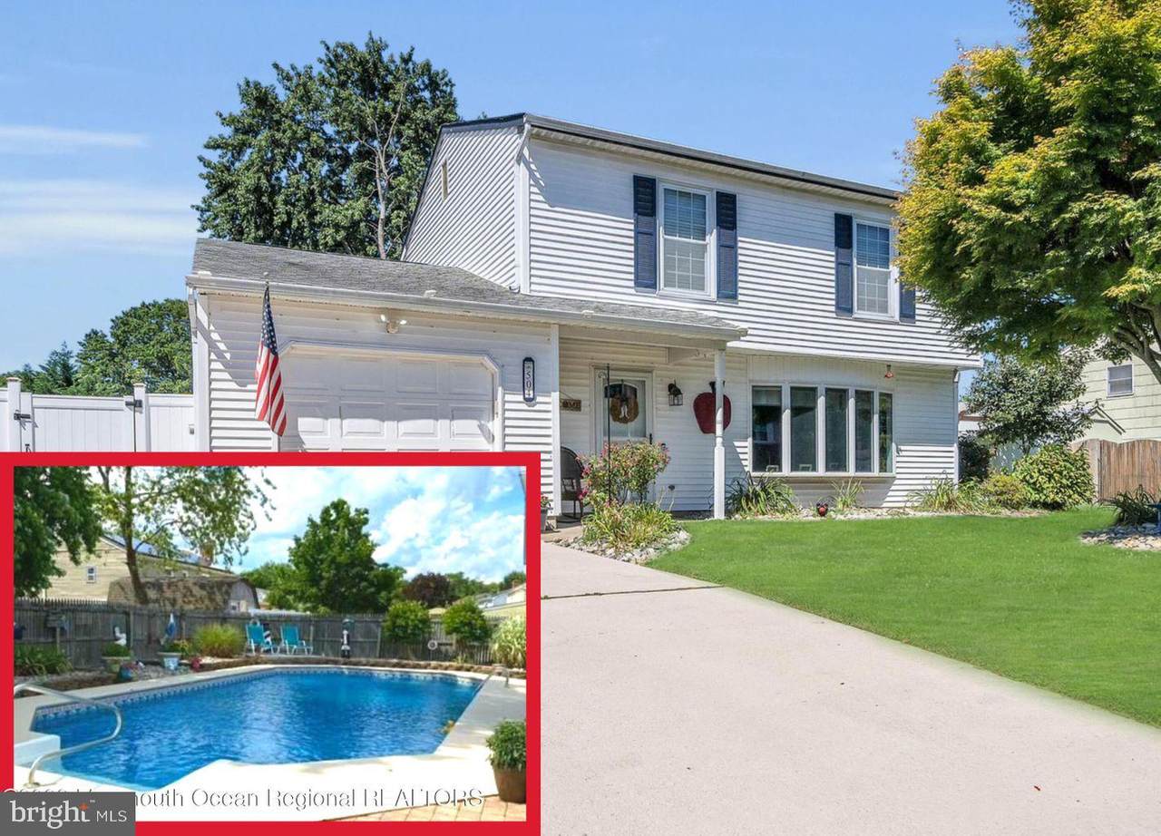 504 Maplewood Drive - Photo 1