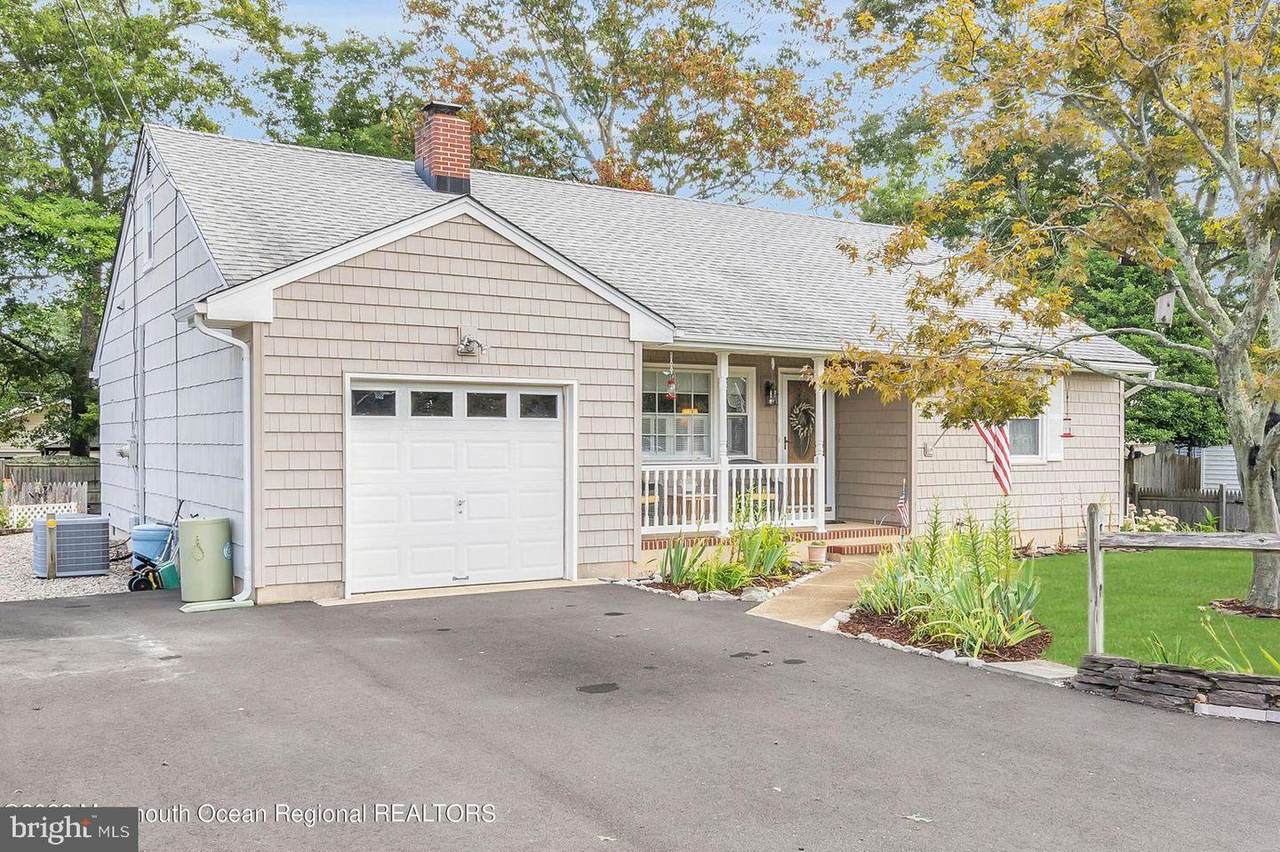 1724 Whitcomb Road - Photo 1