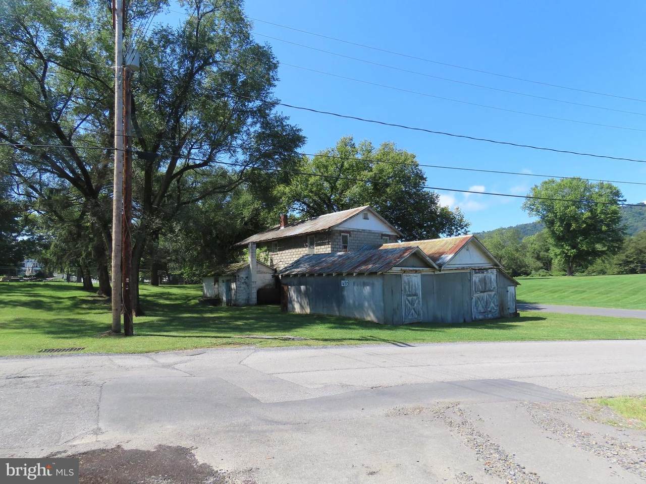 470 Sioux Lane - Photo 1