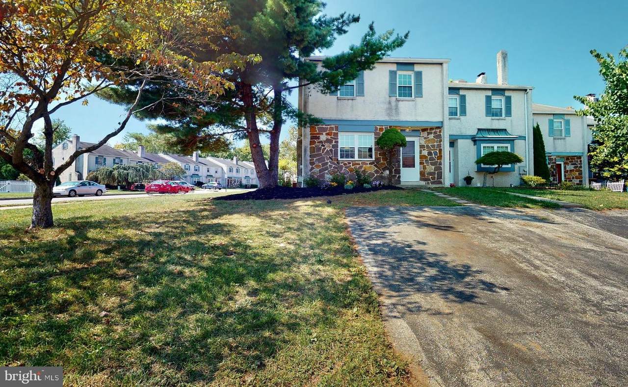 2498 Rockwood Drive - Photo 1