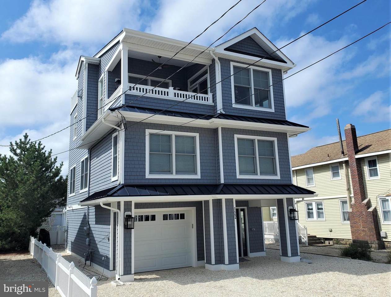 122 29TH Street - Photo 1