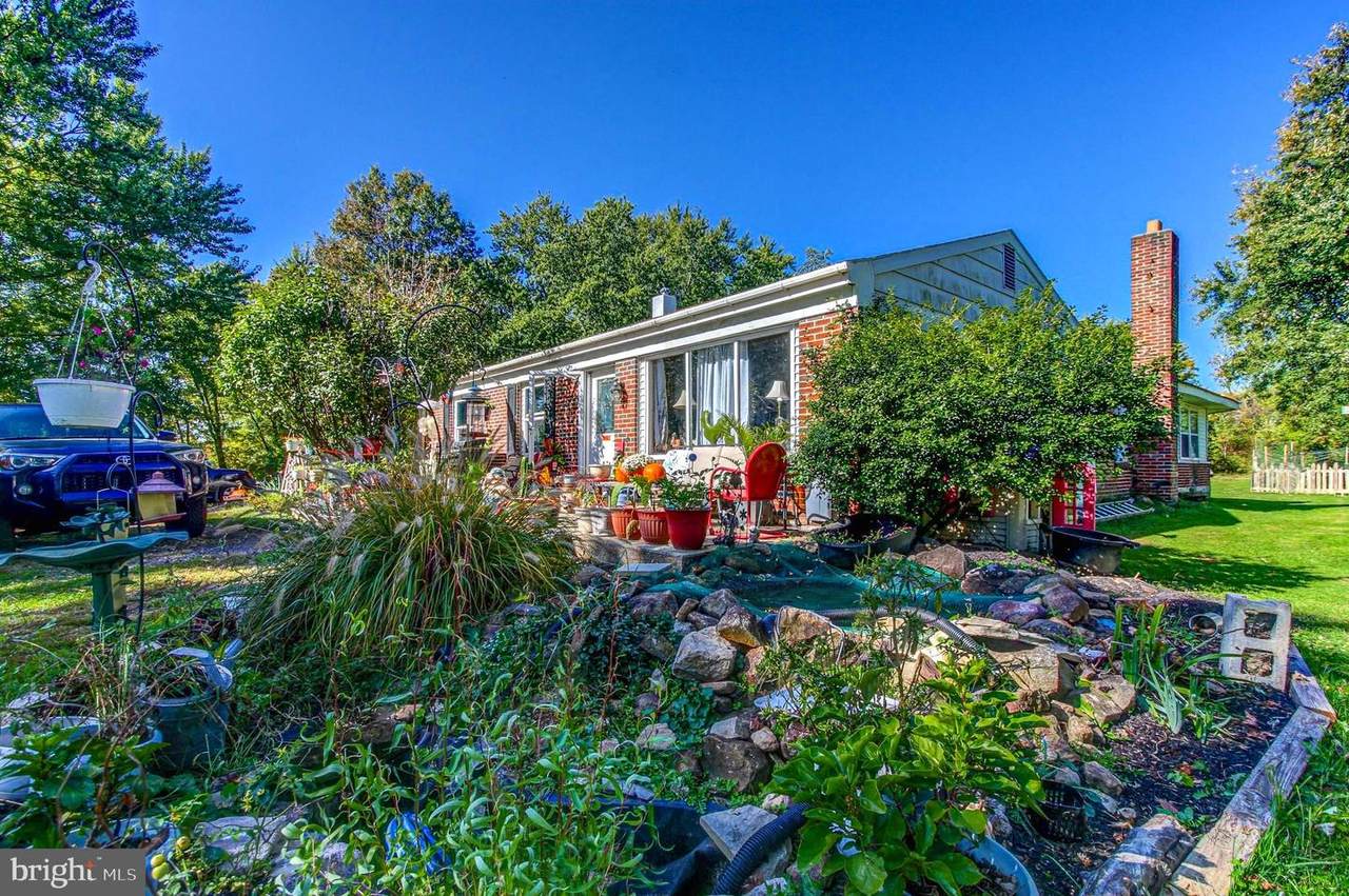 194 Water Street - Photo 1