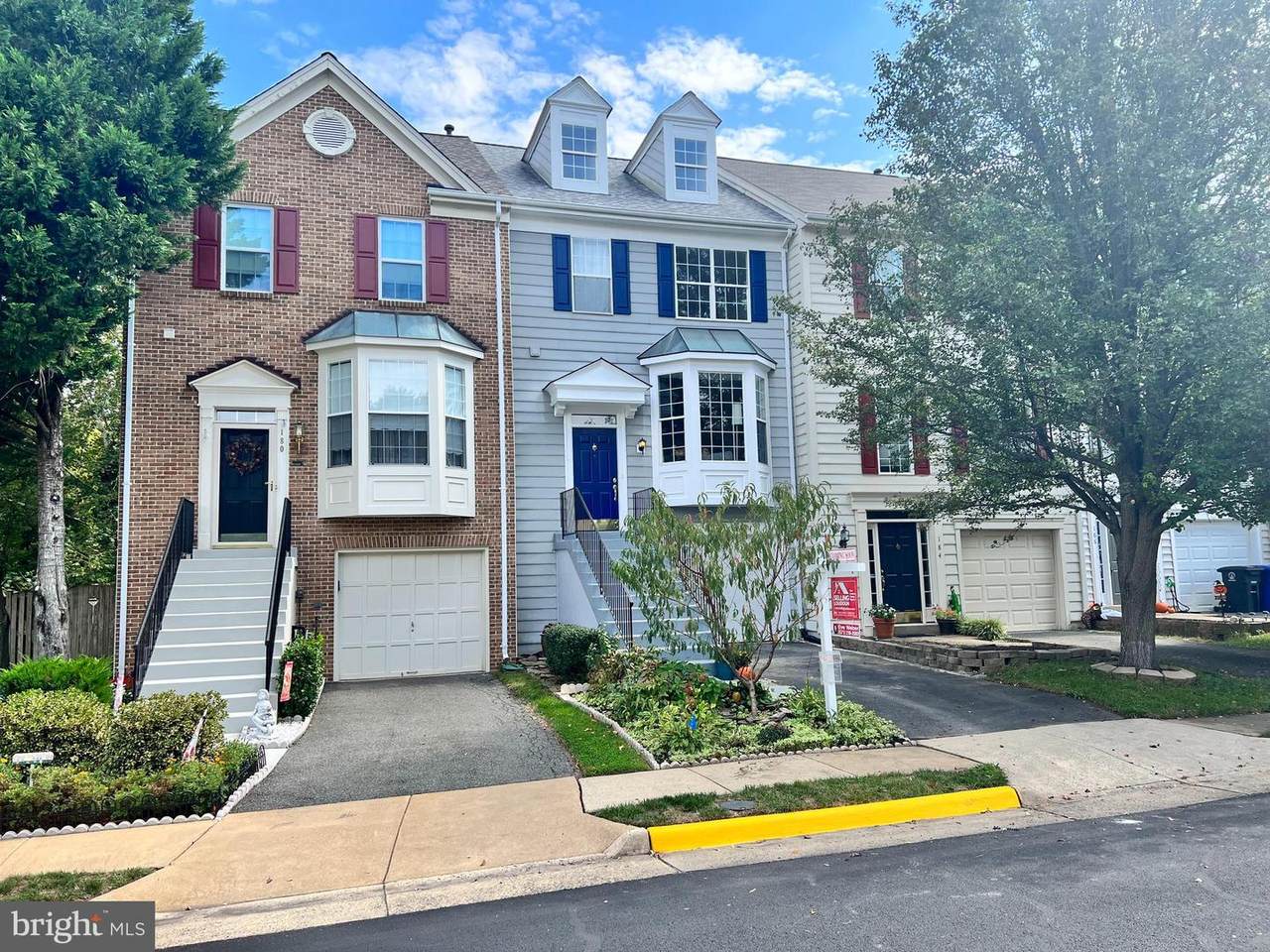 182 Connery Terrace - Photo 1
