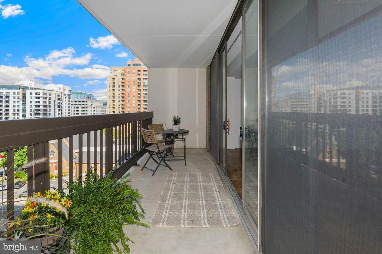 3800 Fairfax Drive - Photo 1