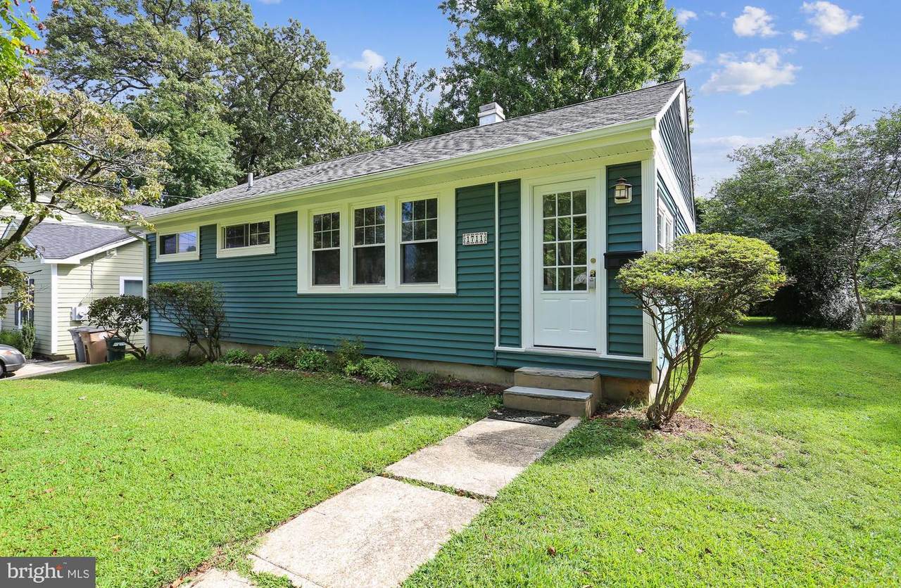 1711 Henry Road - Photo 1