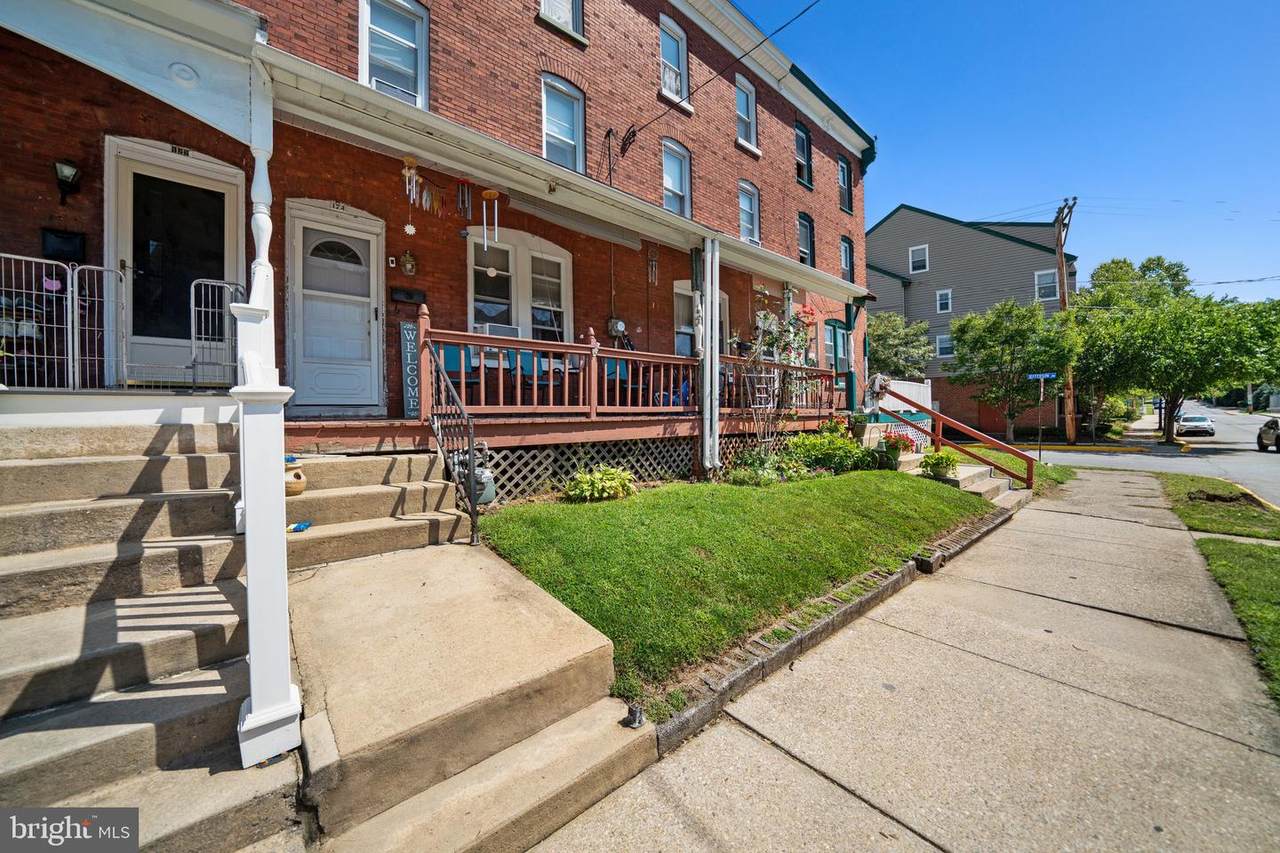 124 Green Street - Photo 1