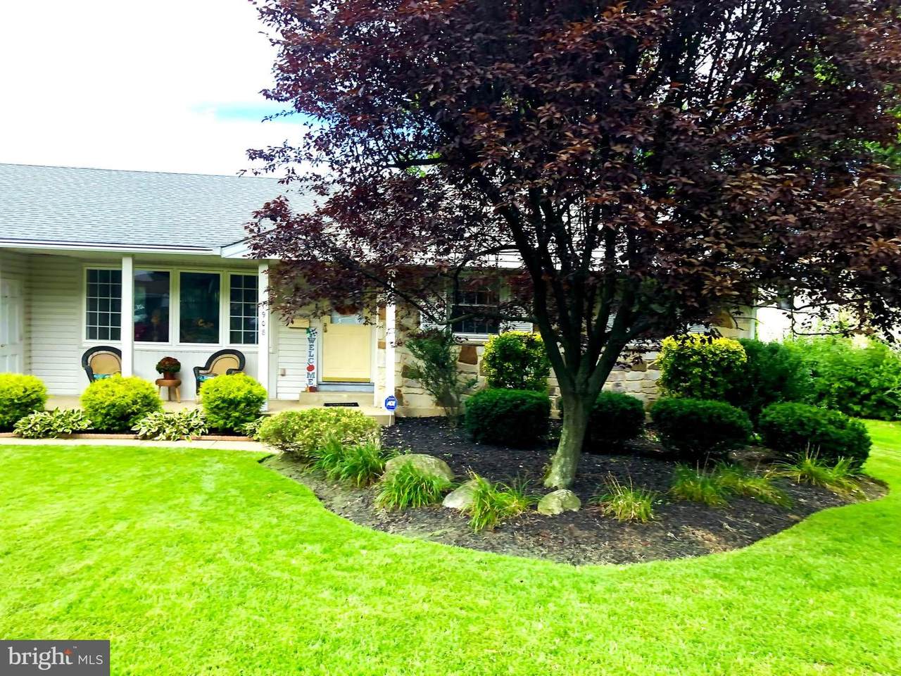 1908 Huntington Drive - Photo 1