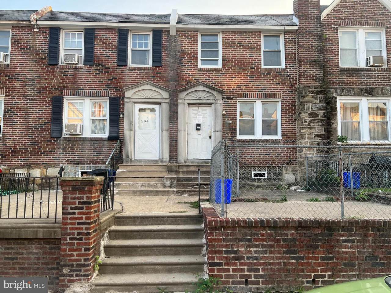 592 Rosalie Street - Photo 1