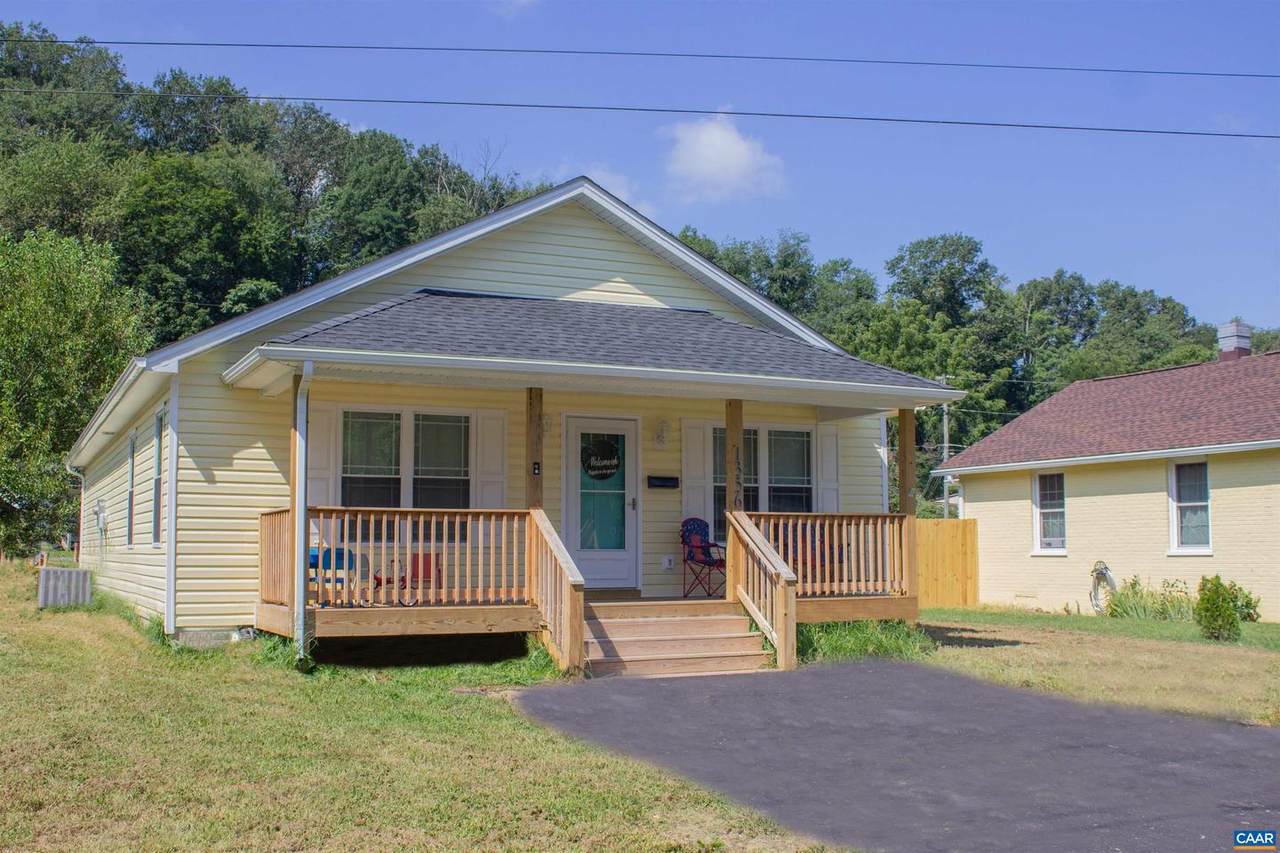 1356 10TH ST - Photo 1