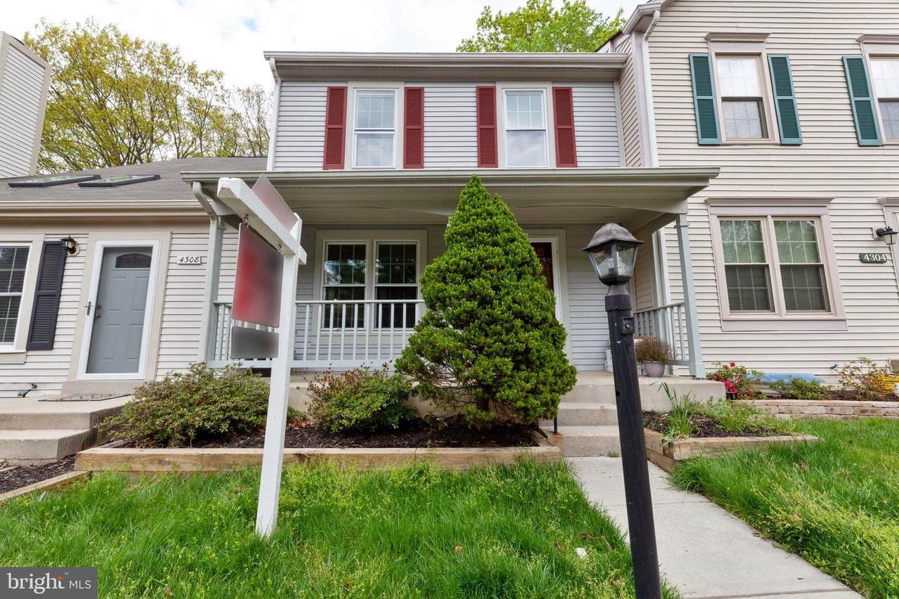 4306 Jonathan Court - Photo 1