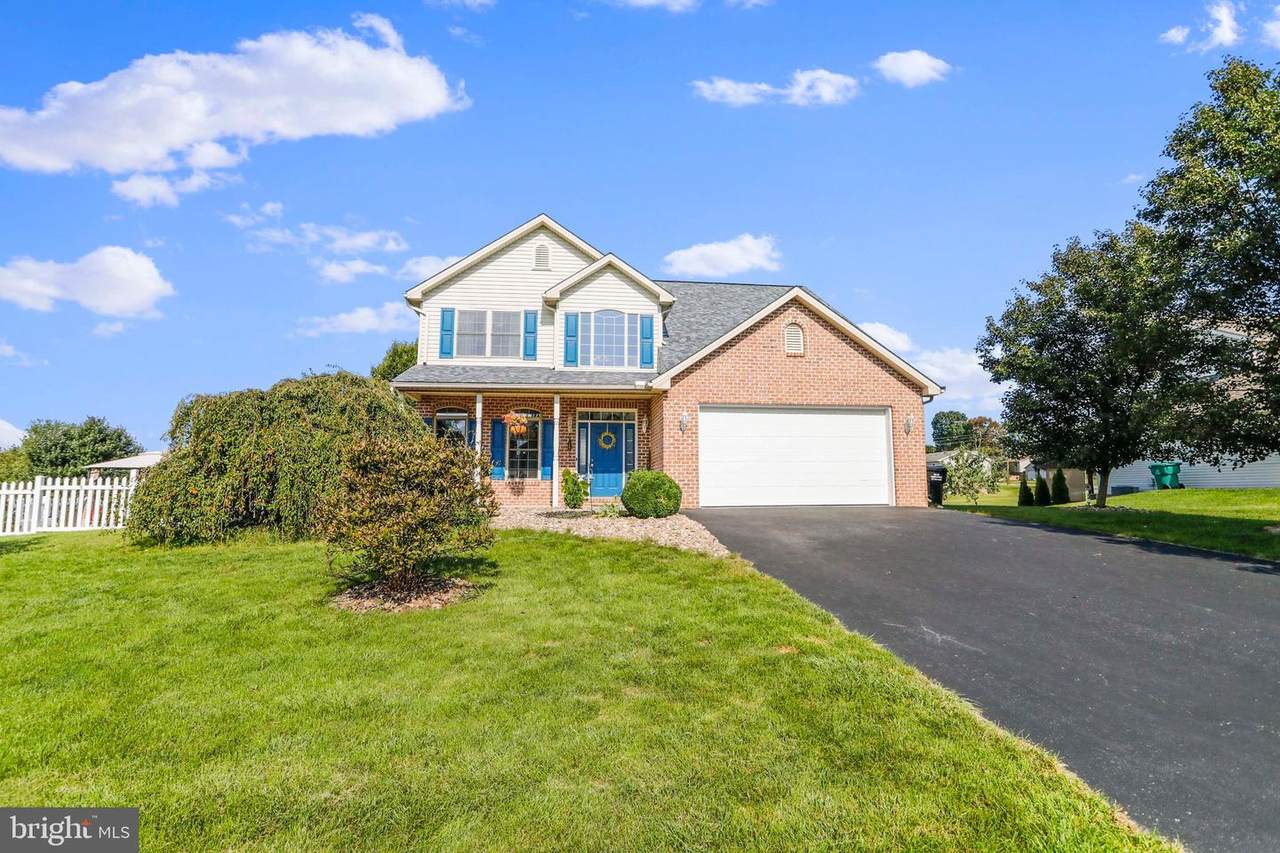 1679 Rose Hill Court - Photo 1