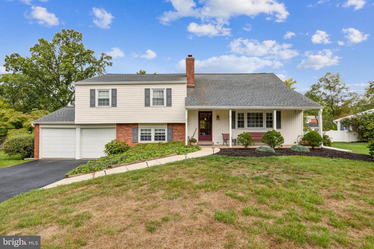 23 Woodmount Road - Photo 1