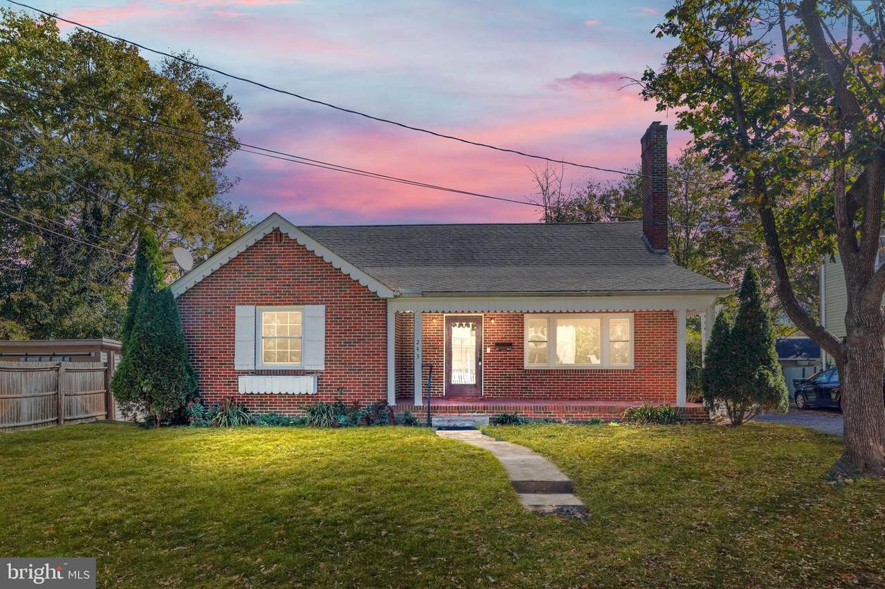 243 Sharpe Street - Photo 1