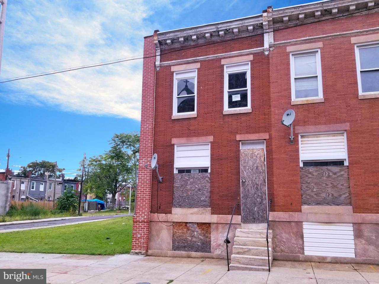 2520 Preston Street - Photo 1