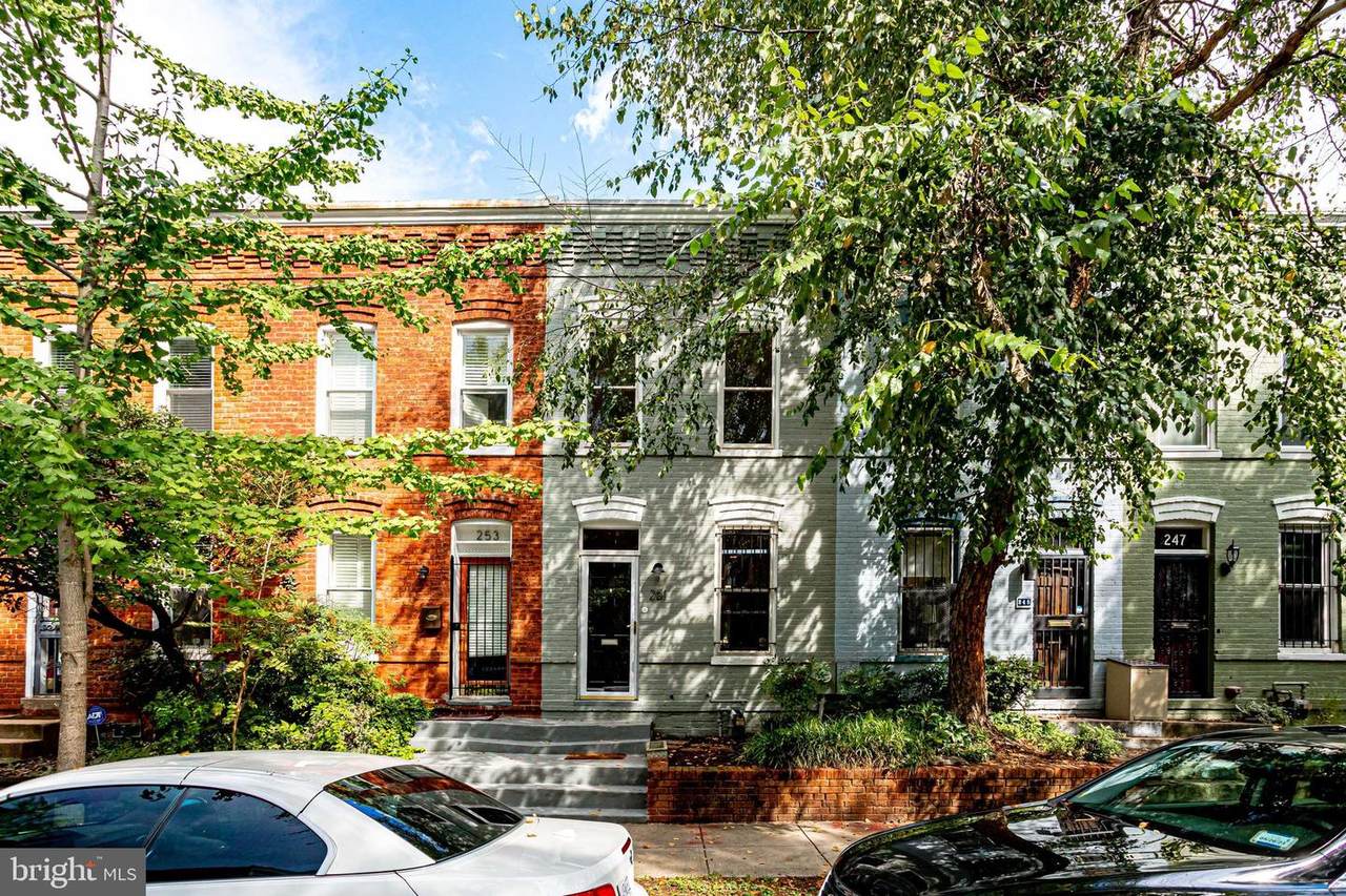 251 Warren Street - Photo 1