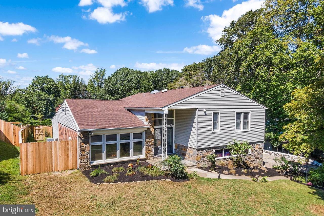 1304 Gainsboro Circle - Photo 1