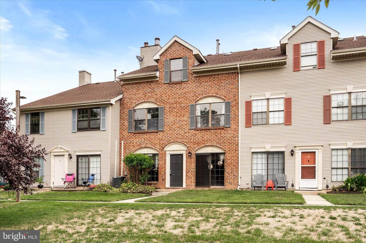 95 Oneill Court - Photo 1