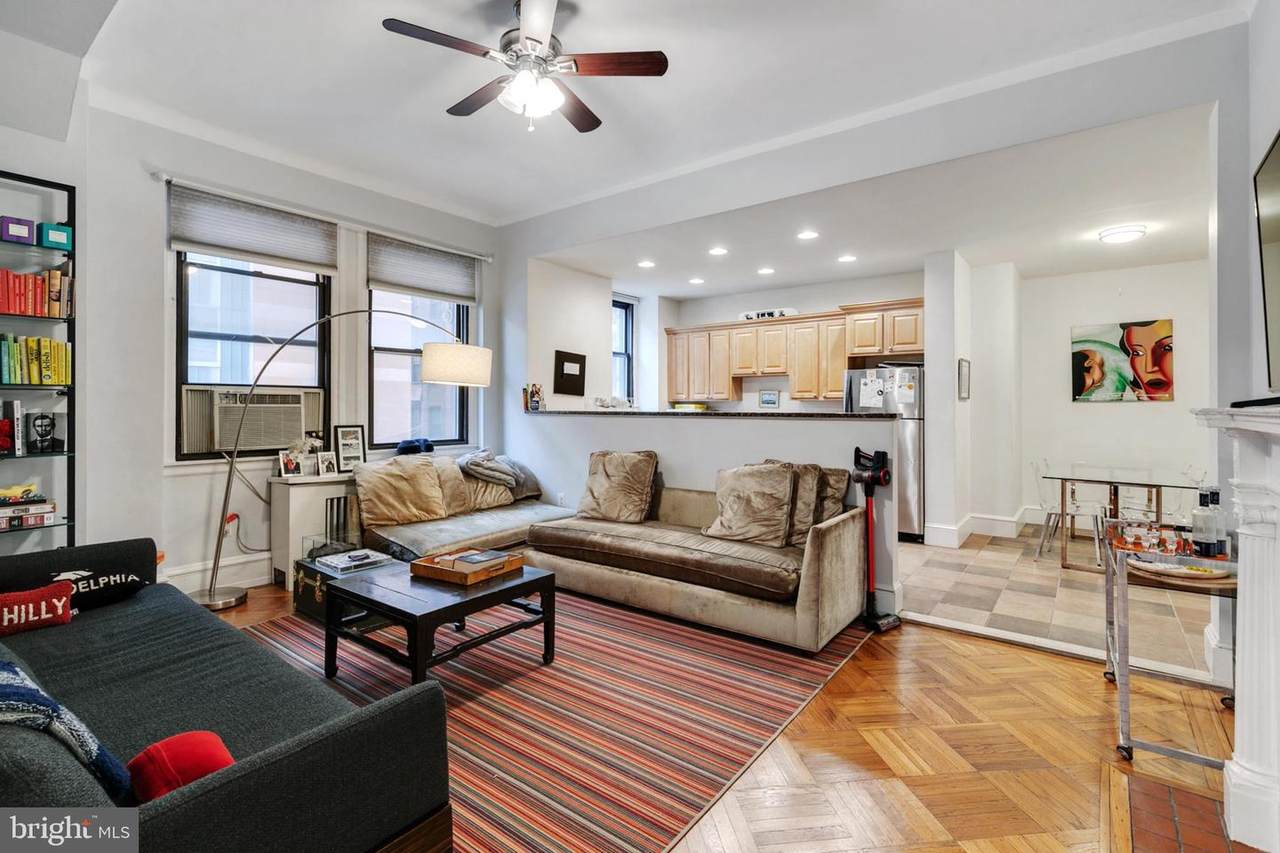 250 13TH Street - Photo 1