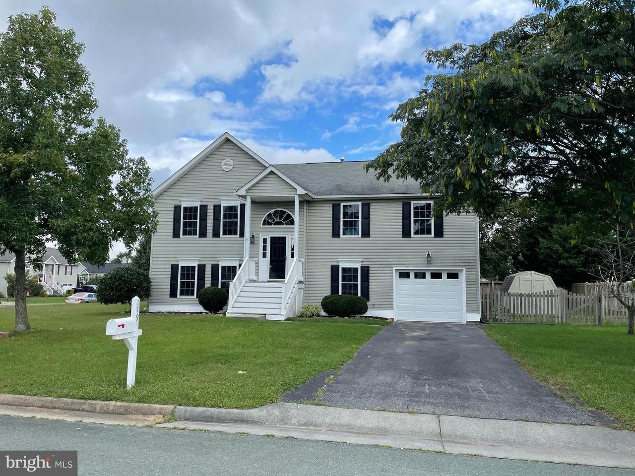 119 Slippery Elm Drive - Photo 1