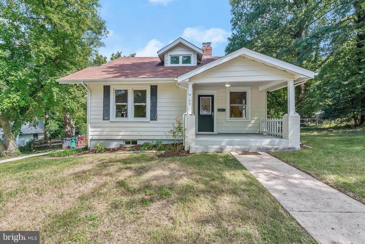 6109 44TH Avenue - Photo 1