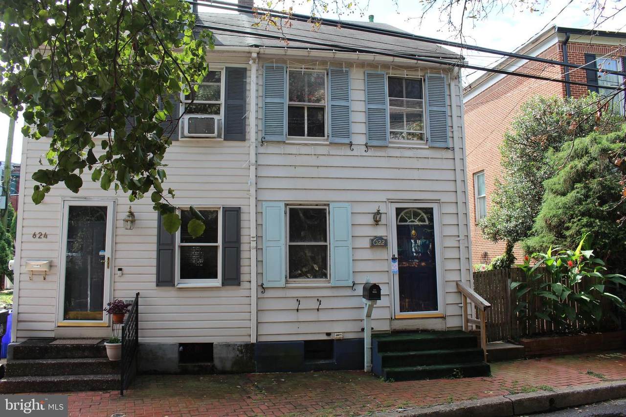 622 Showers St - Photo 1