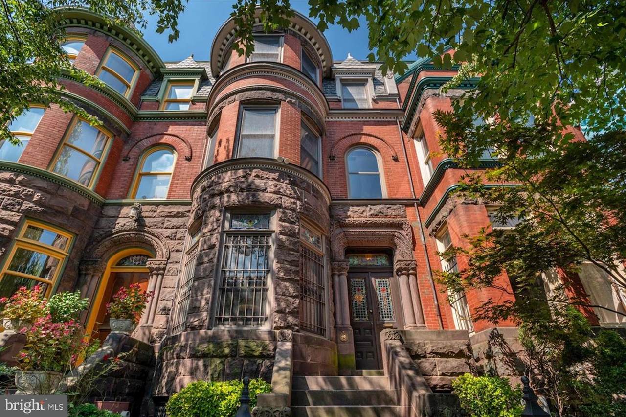 1244 10TH Street - Photo 1