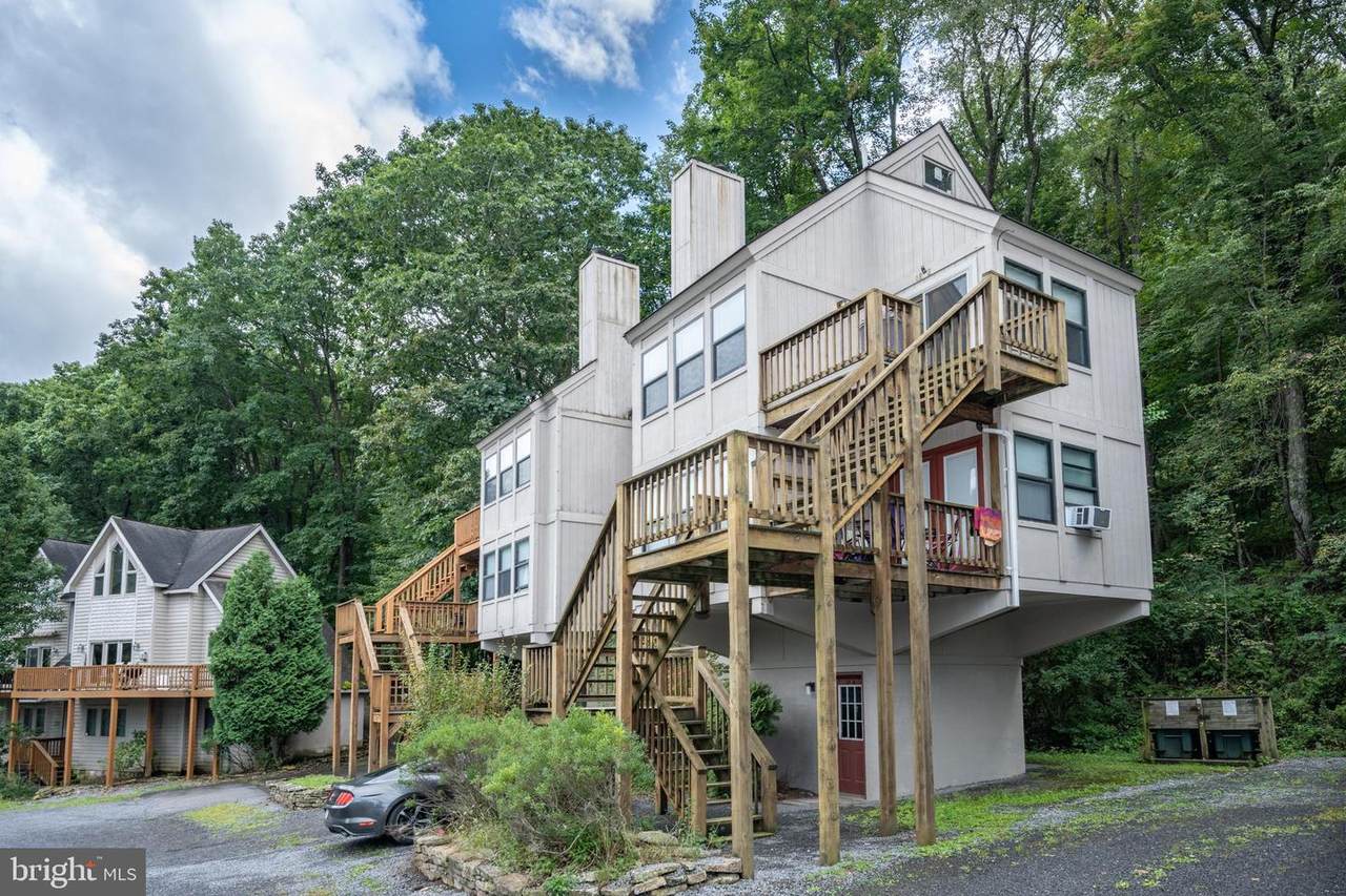 127 Jeffrey Lane - Photo 1