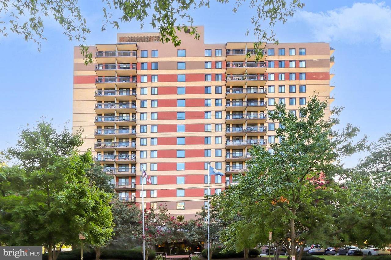 801 Pitt Street - Photo 1