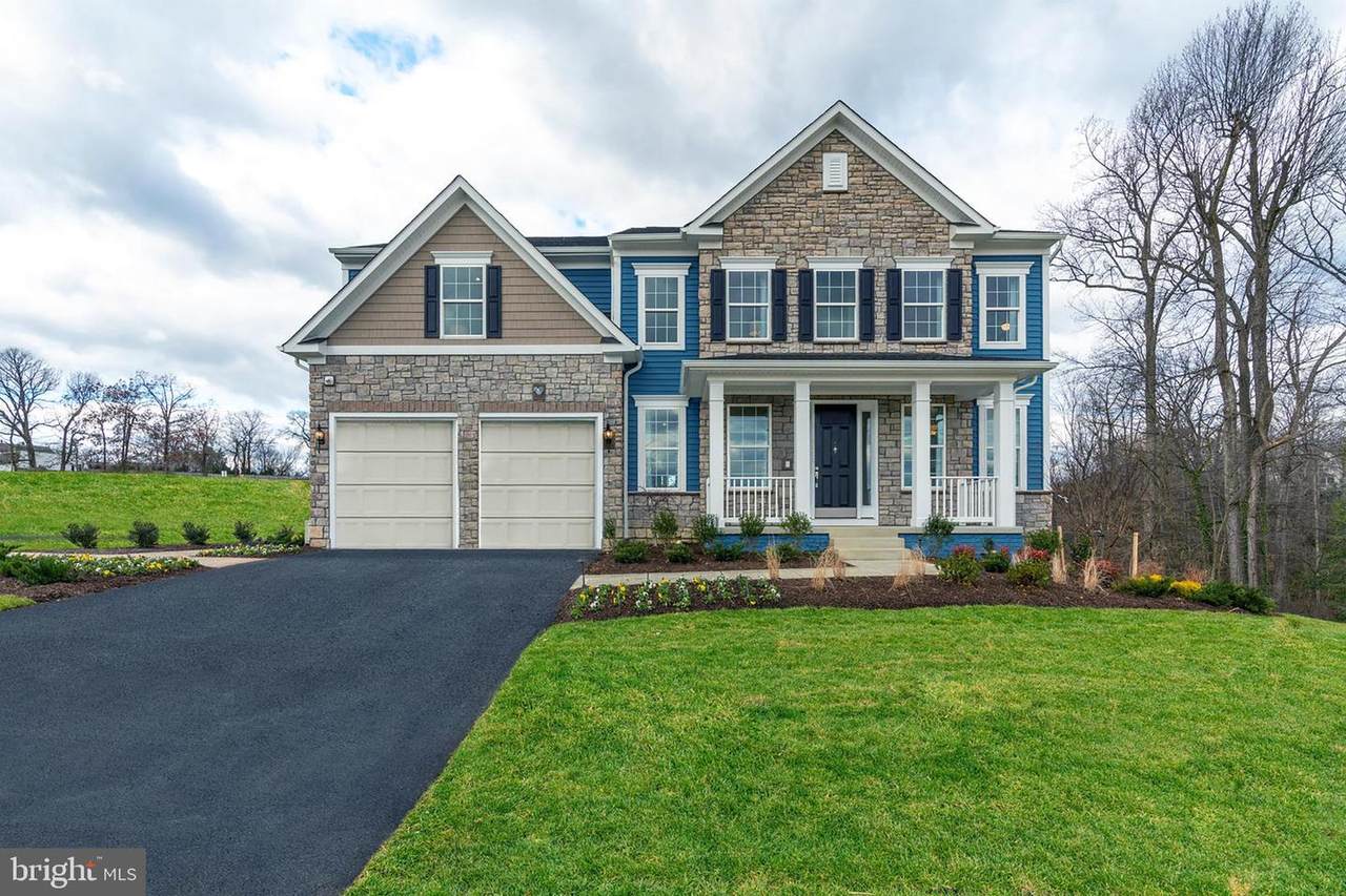 1717 Legacy Lane - Photo 1