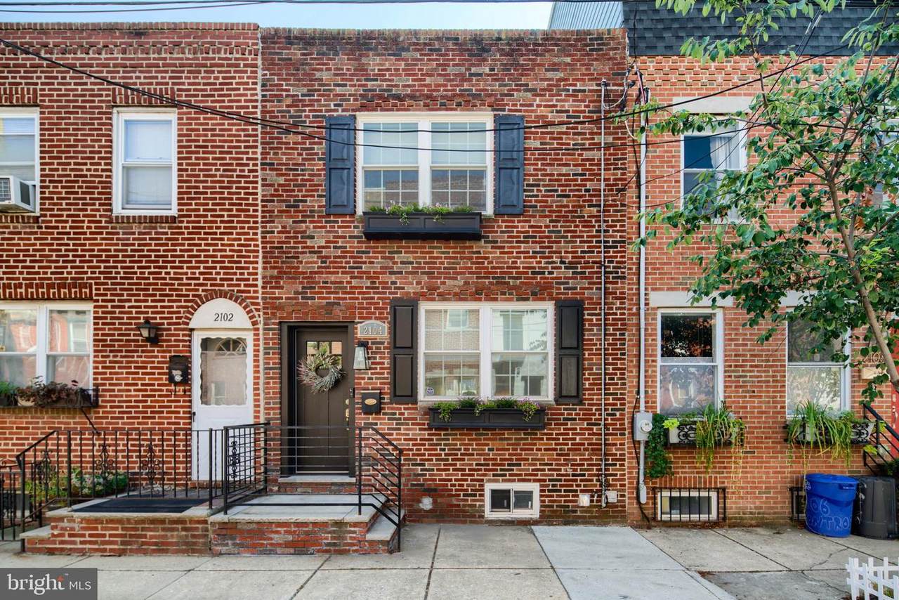 2104 Montrose Street - Photo 1