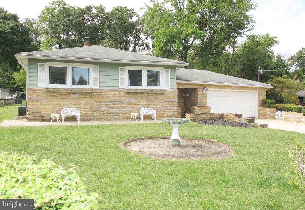 914 Faunce Street - Photo 1
