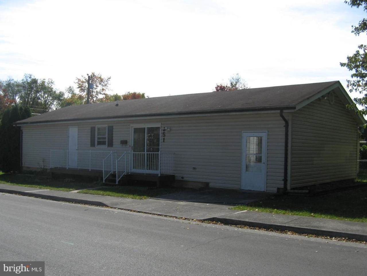 651 Leicester Street - Photo 1