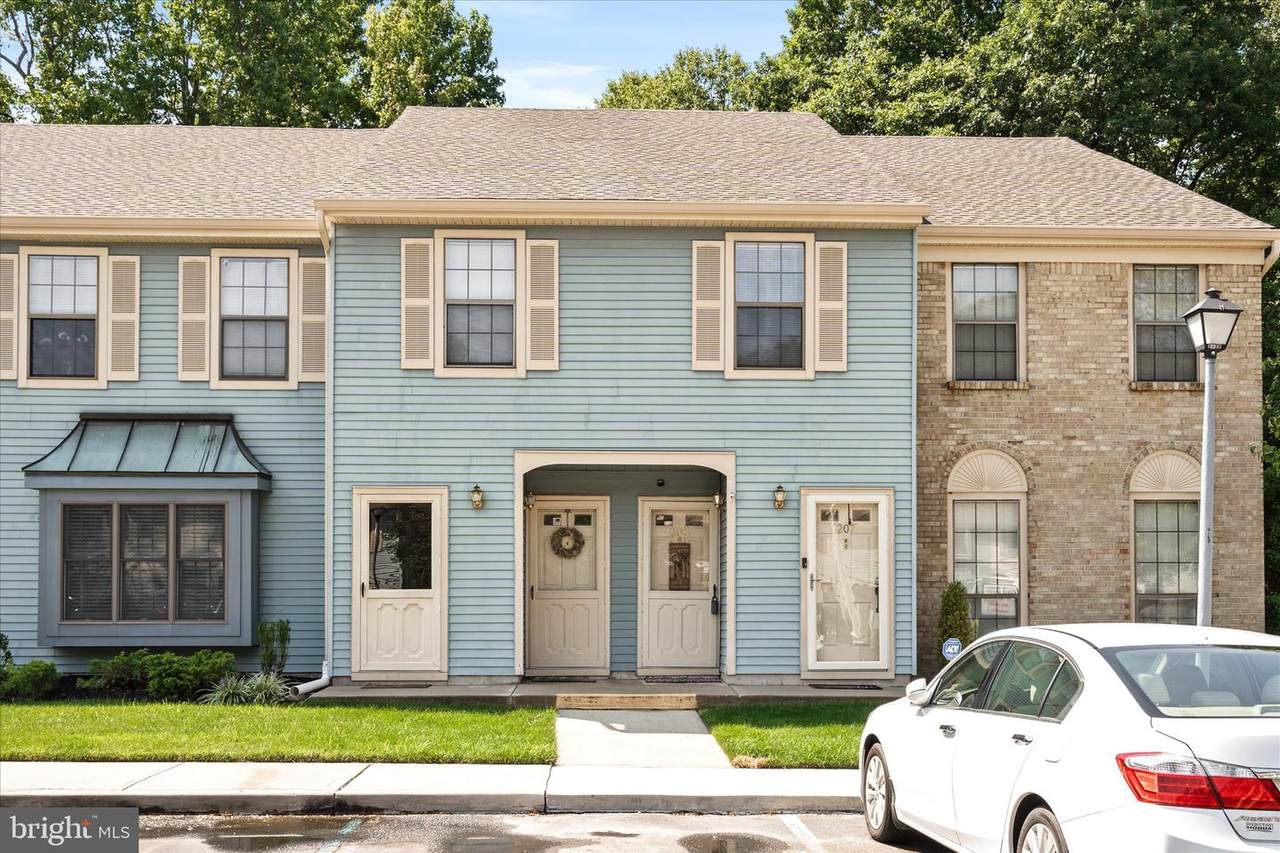 208 Wyndham Place - Photo 1