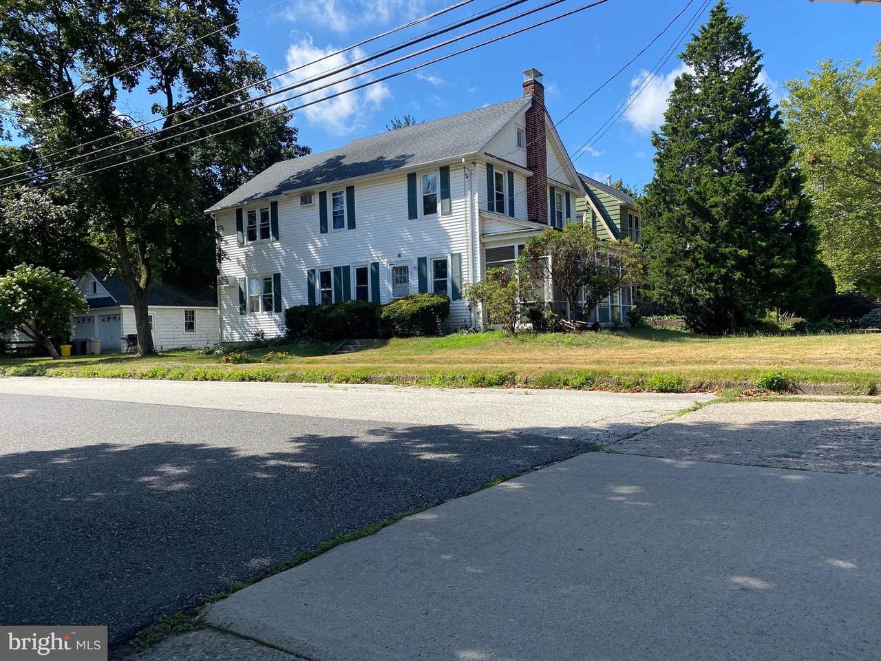 2707 Bethel Ave - Photo 1