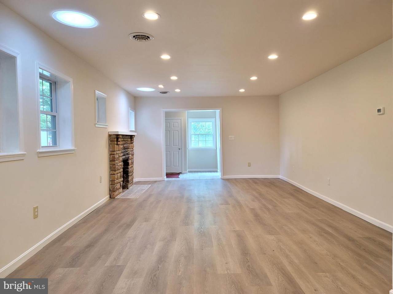 2700 Groveton Street - Photo 1
