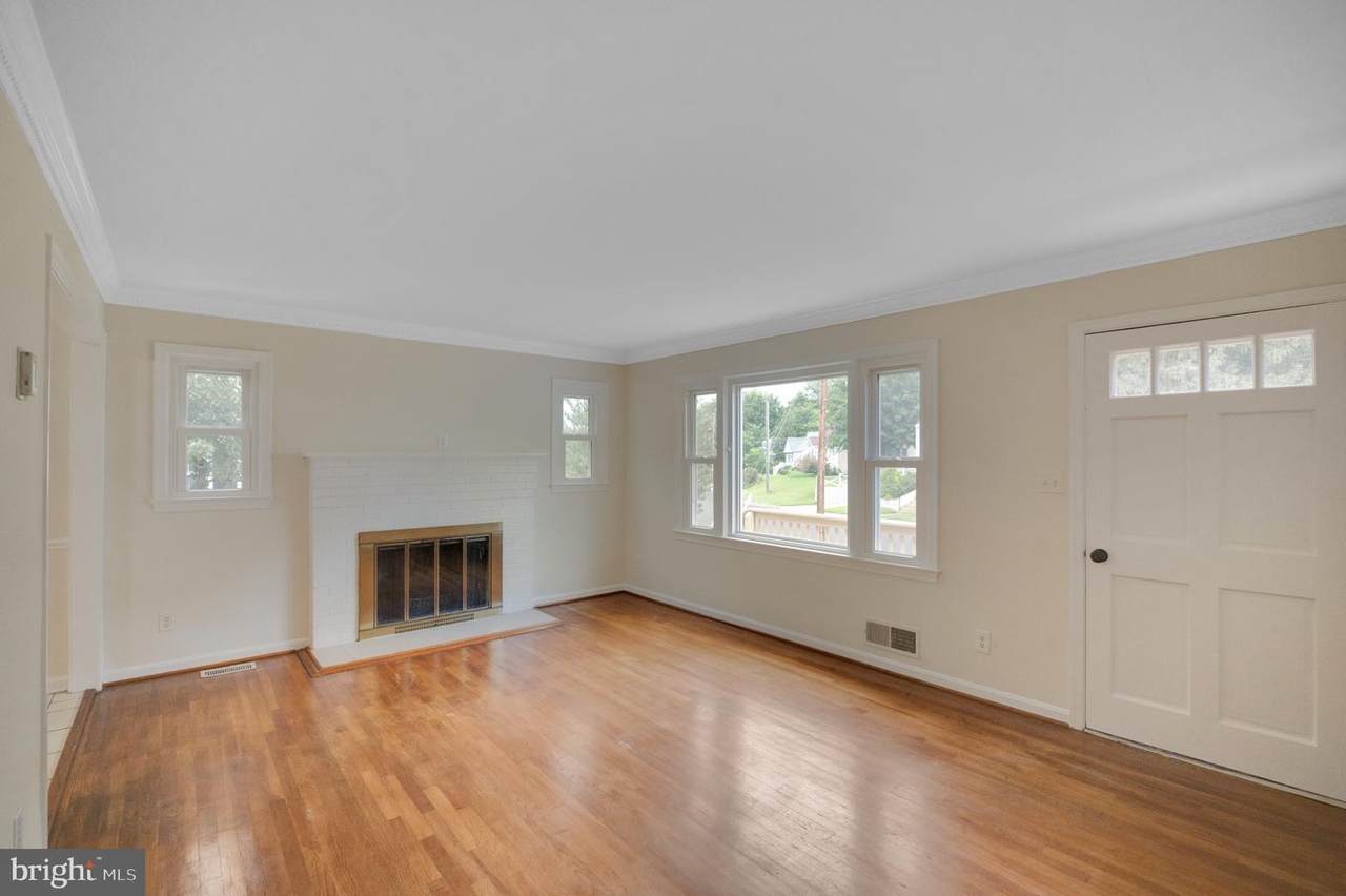 4114 Addison Road - Photo 1