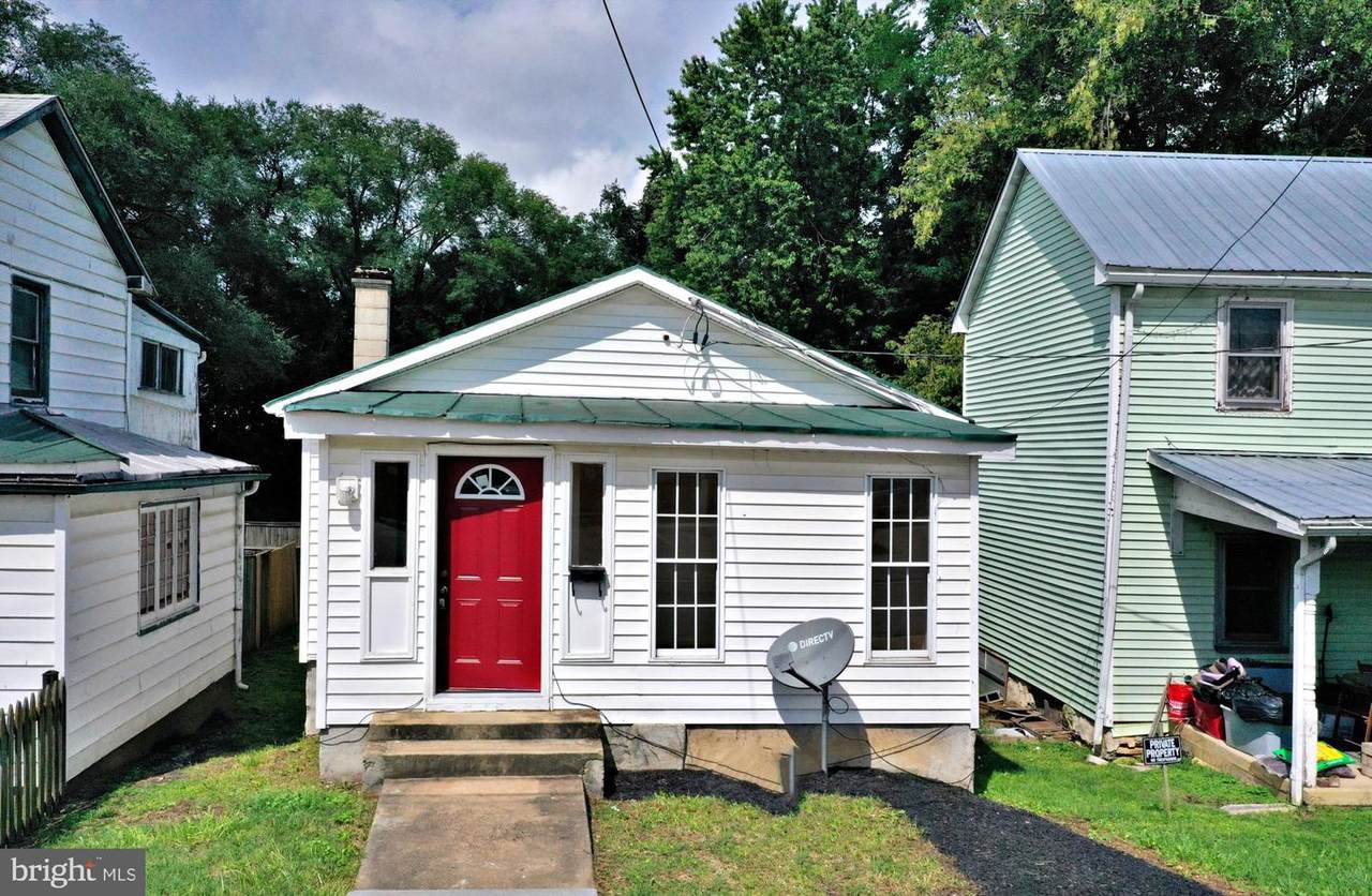 502 North Street - Photo 1
