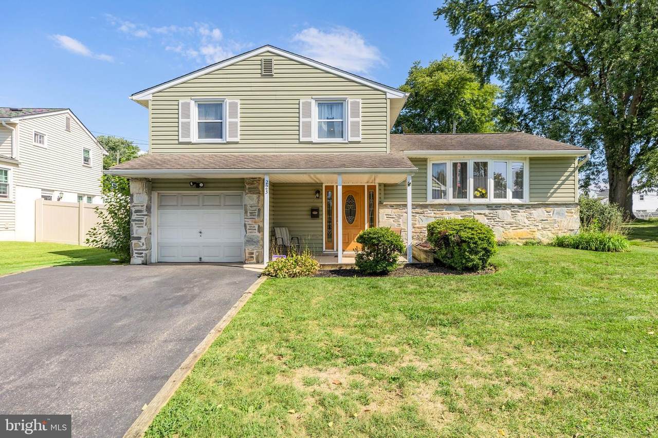 223 Trimble Boulevard - Photo 1