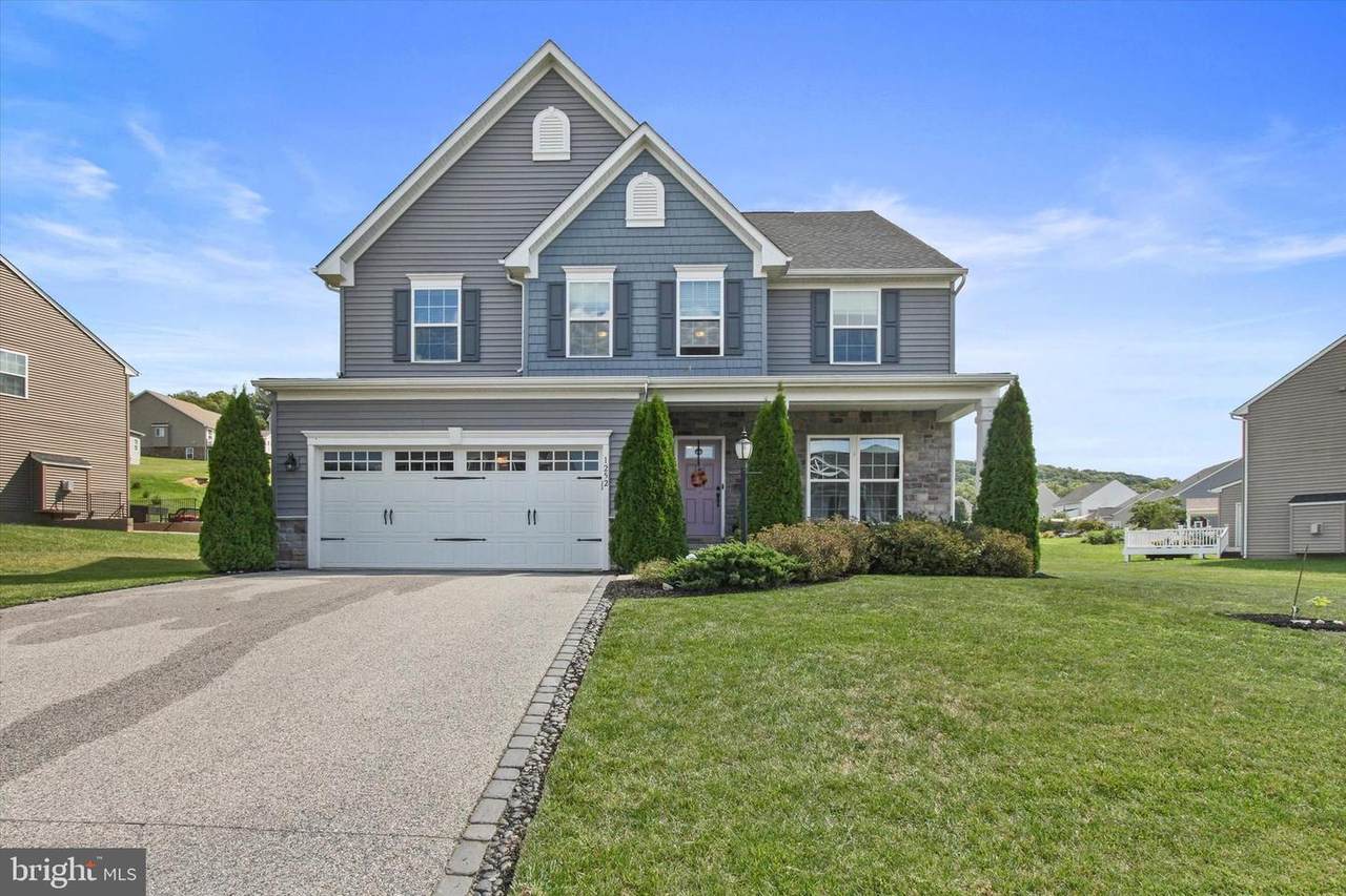 1252 Copper Beech Drive - Photo 1