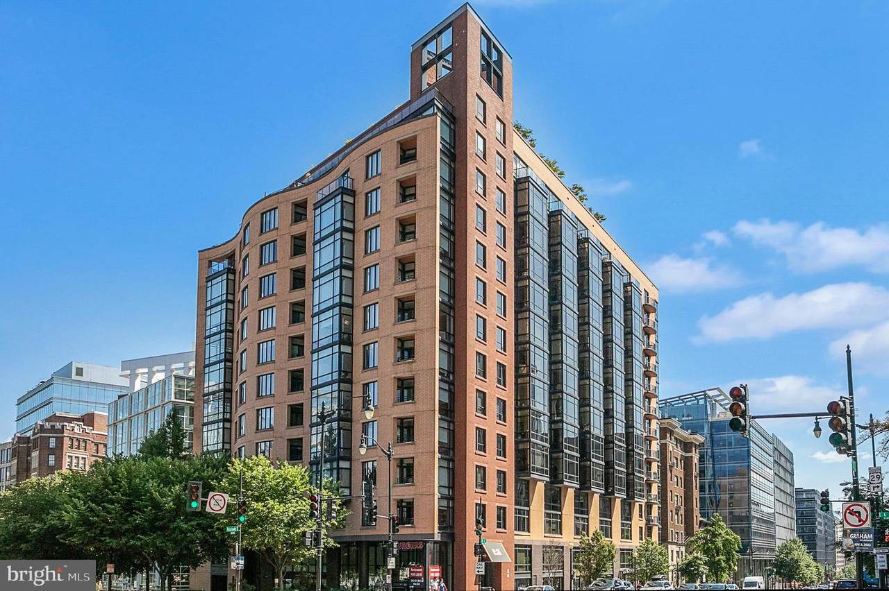 1010 Massachusetts Avenue - Photo 1