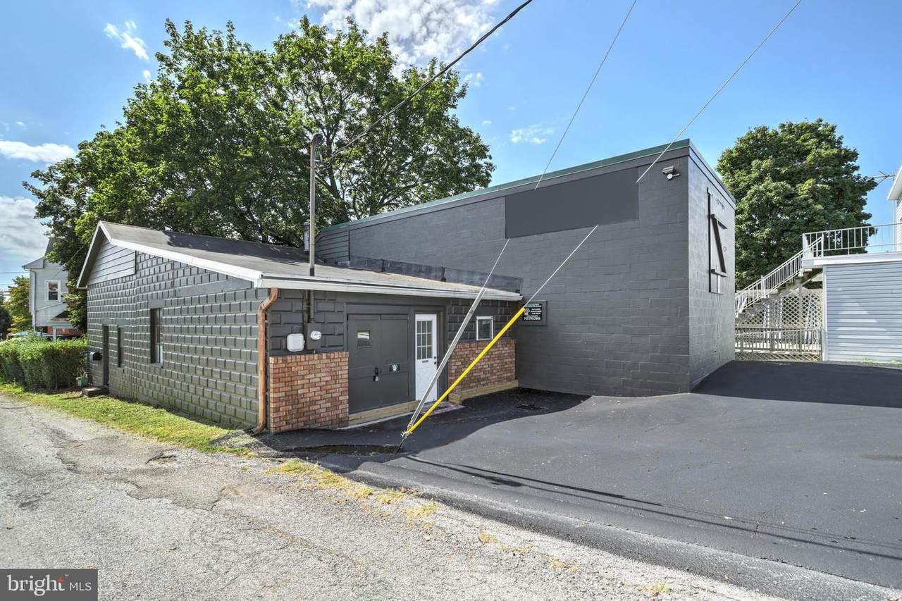 109 3RD Street - Photo 1