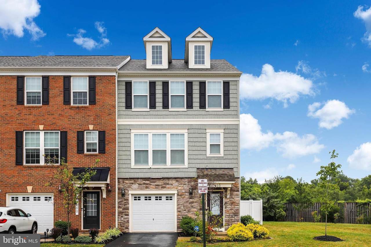 9900 Whitemoss Drive - Photo 1