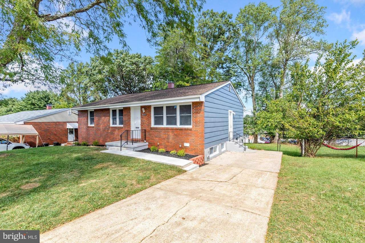 8608 Woodspring Road - Photo 1