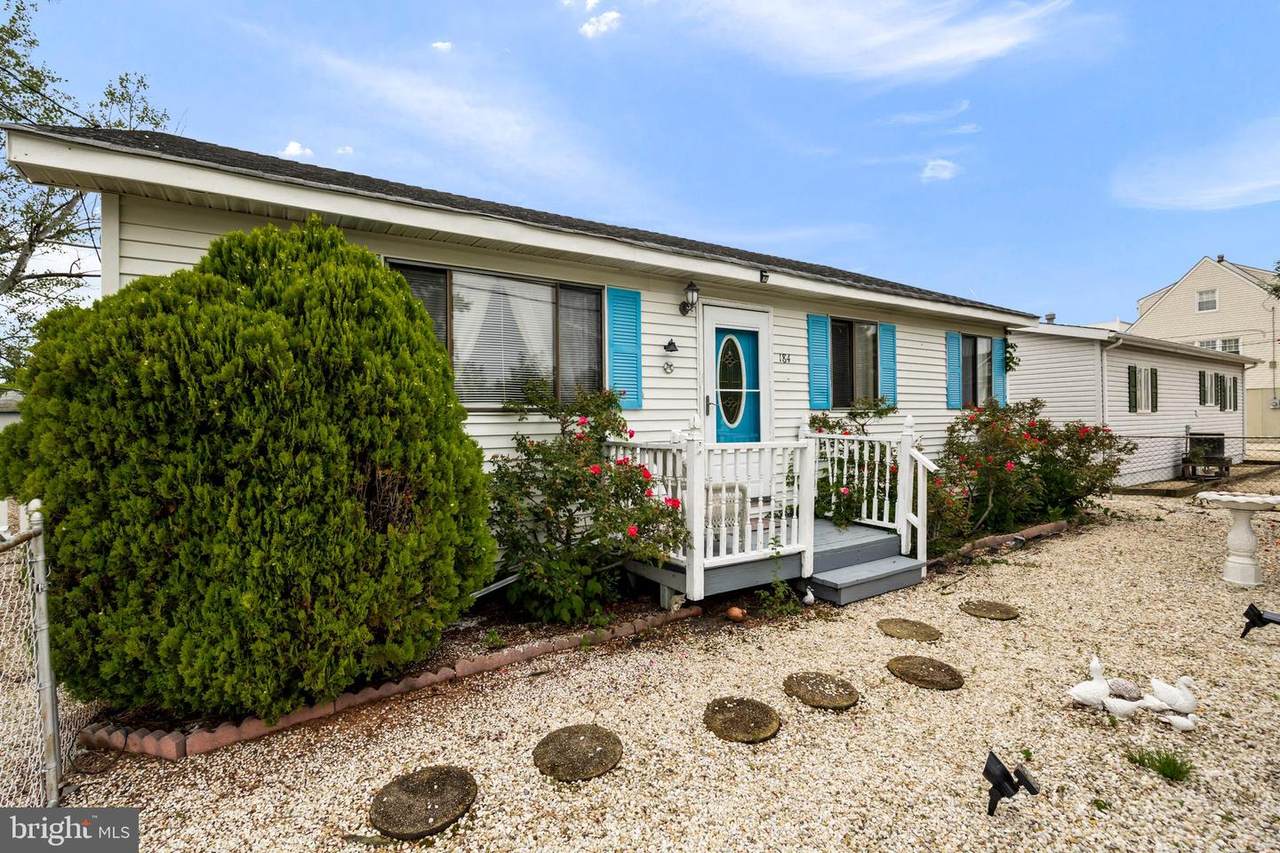 184 Morris Boulevard - Photo 1