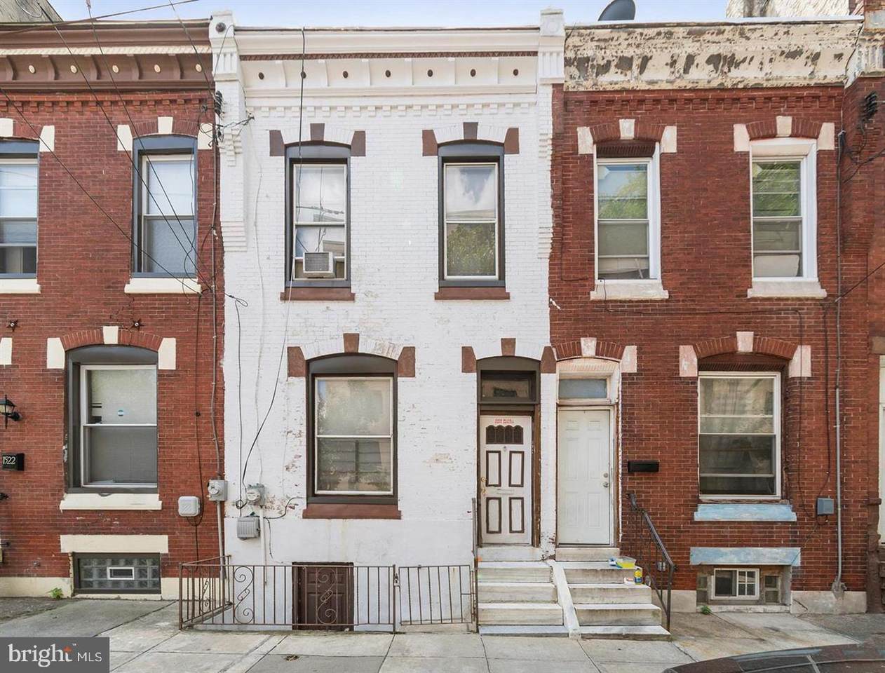 1524 Tioga Street - Photo 1