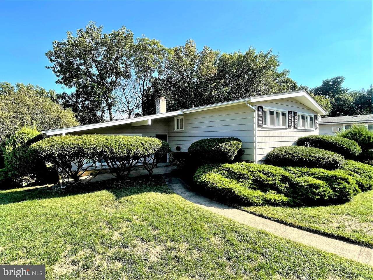 100 Yew Road - Photo 1