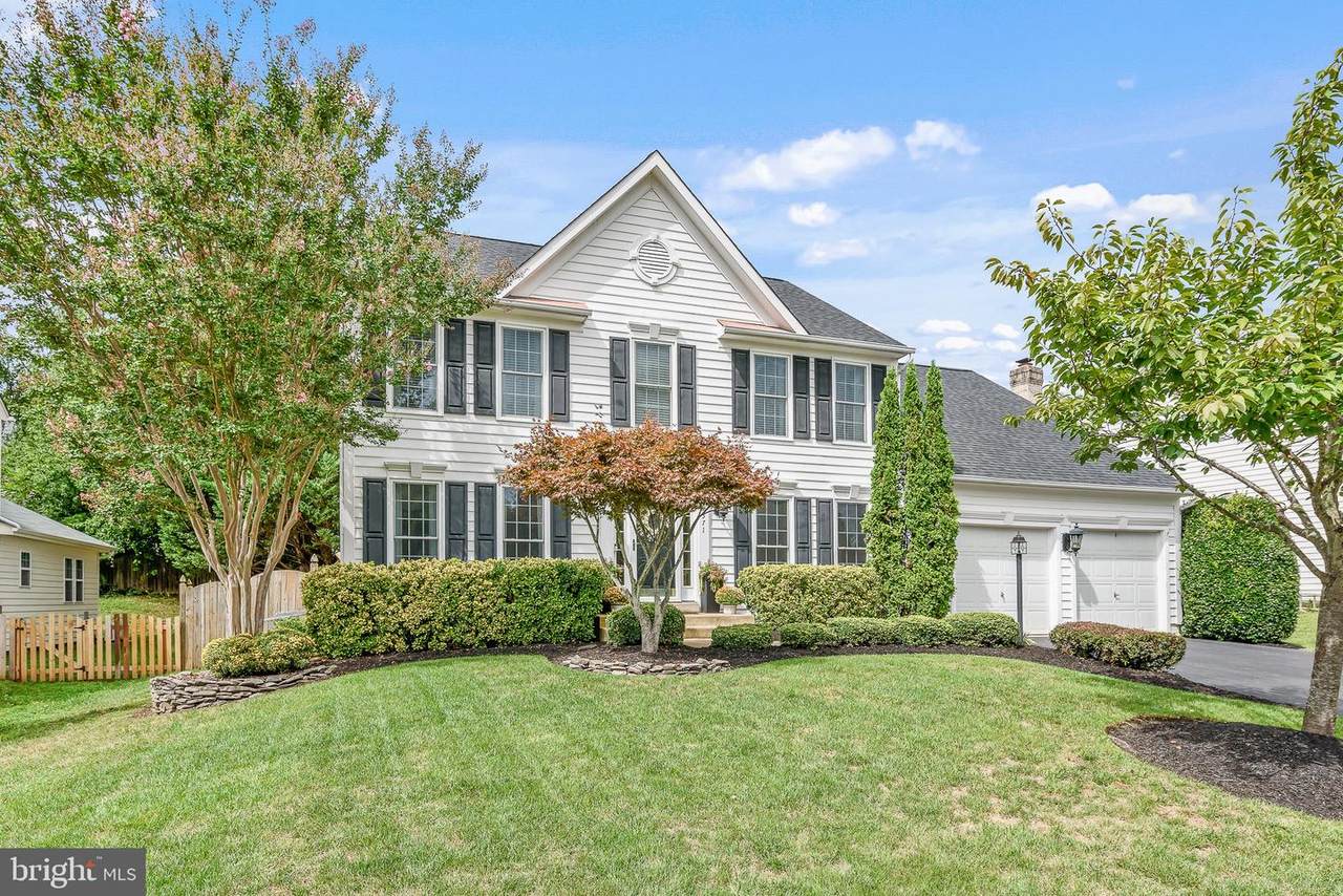 9371 Worthington Drive - Photo 1
