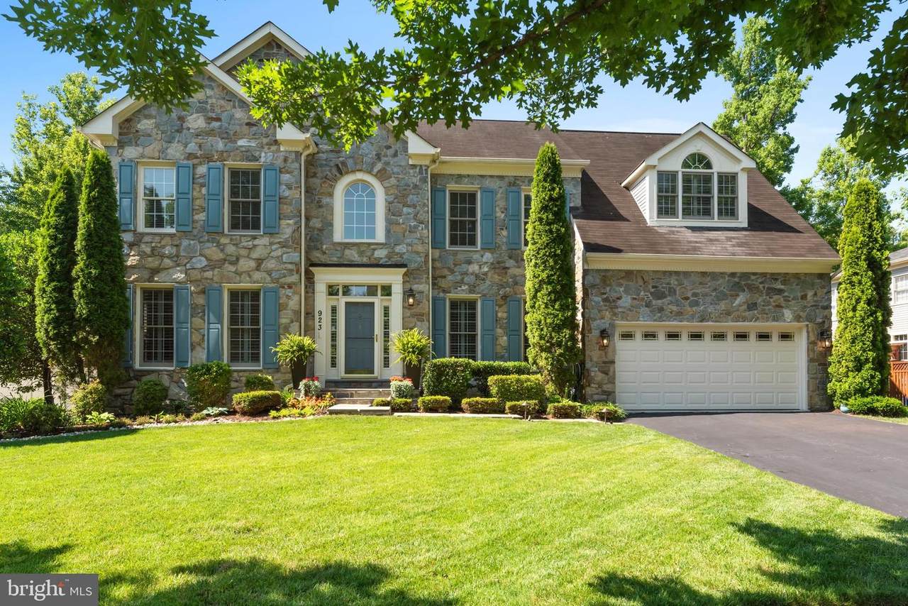 923 Urciolo Court - Photo 1