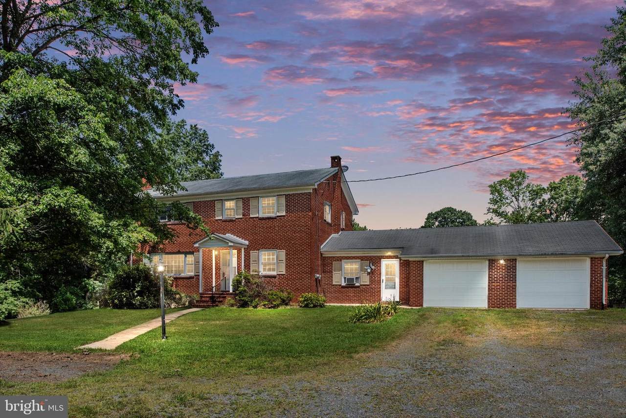 7272 Oak Shade Road - Photo 1