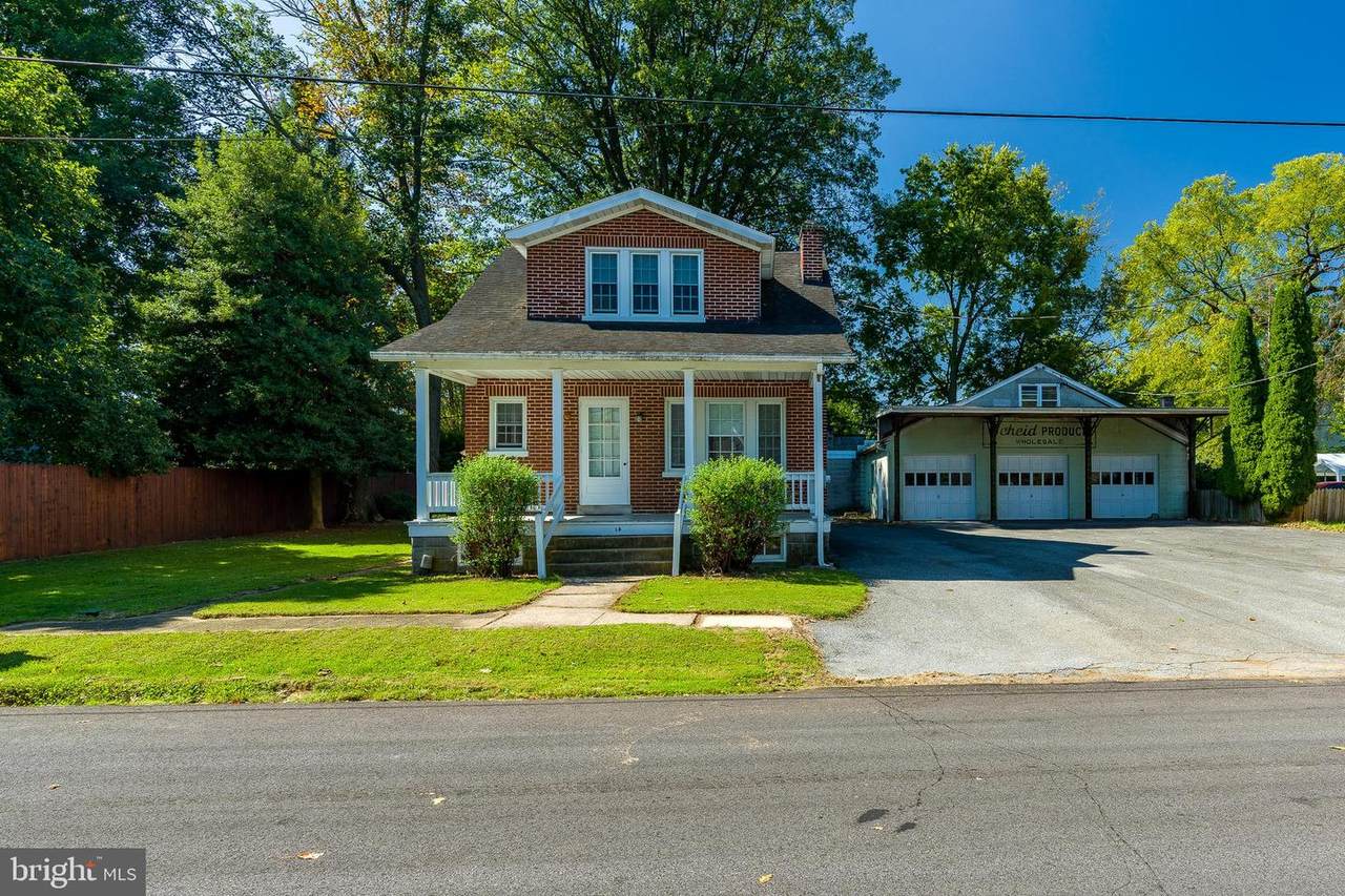 10-14 Grandview Avenue - Photo 1